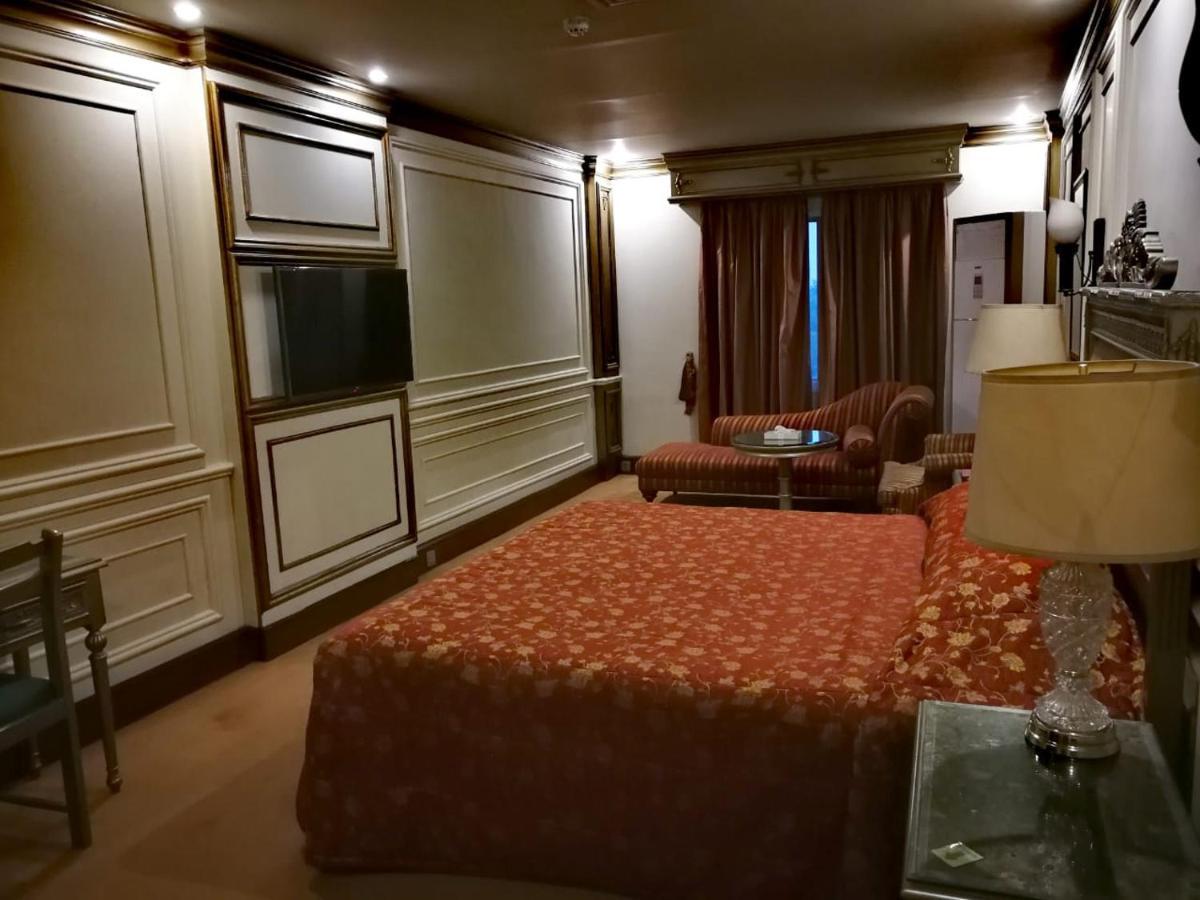 Regency Inn Hotel 拉合尔 外观 照片