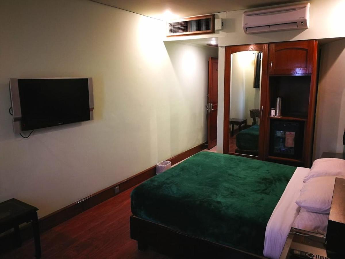 Regency Inn Hotel 拉合尔 外观 照片
