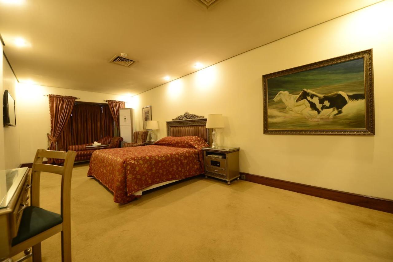 Regency Inn Hotel 拉合尔 外观 照片