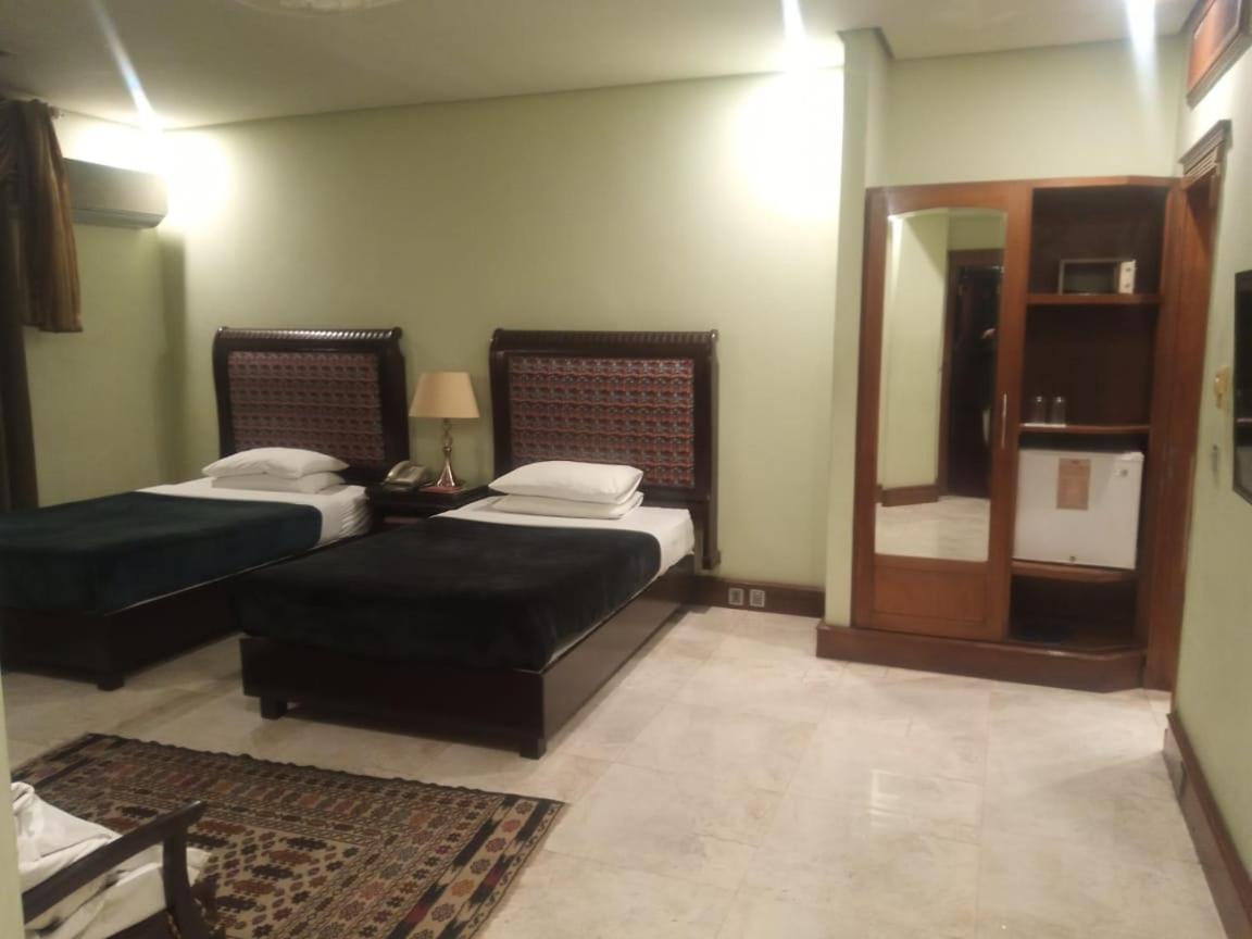 Regency Inn Hotel 拉合尔 外观 照片