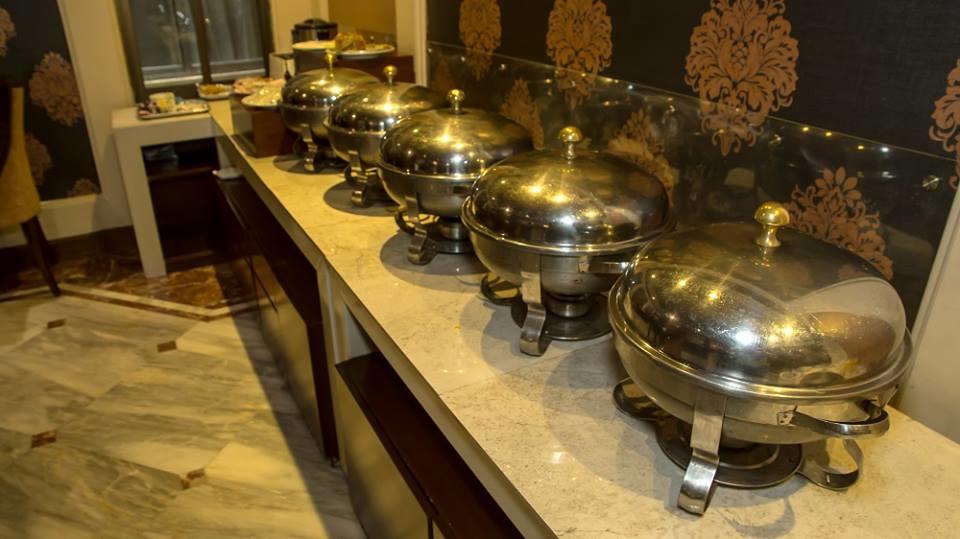 Regency Inn Hotel 拉合尔 外观 照片