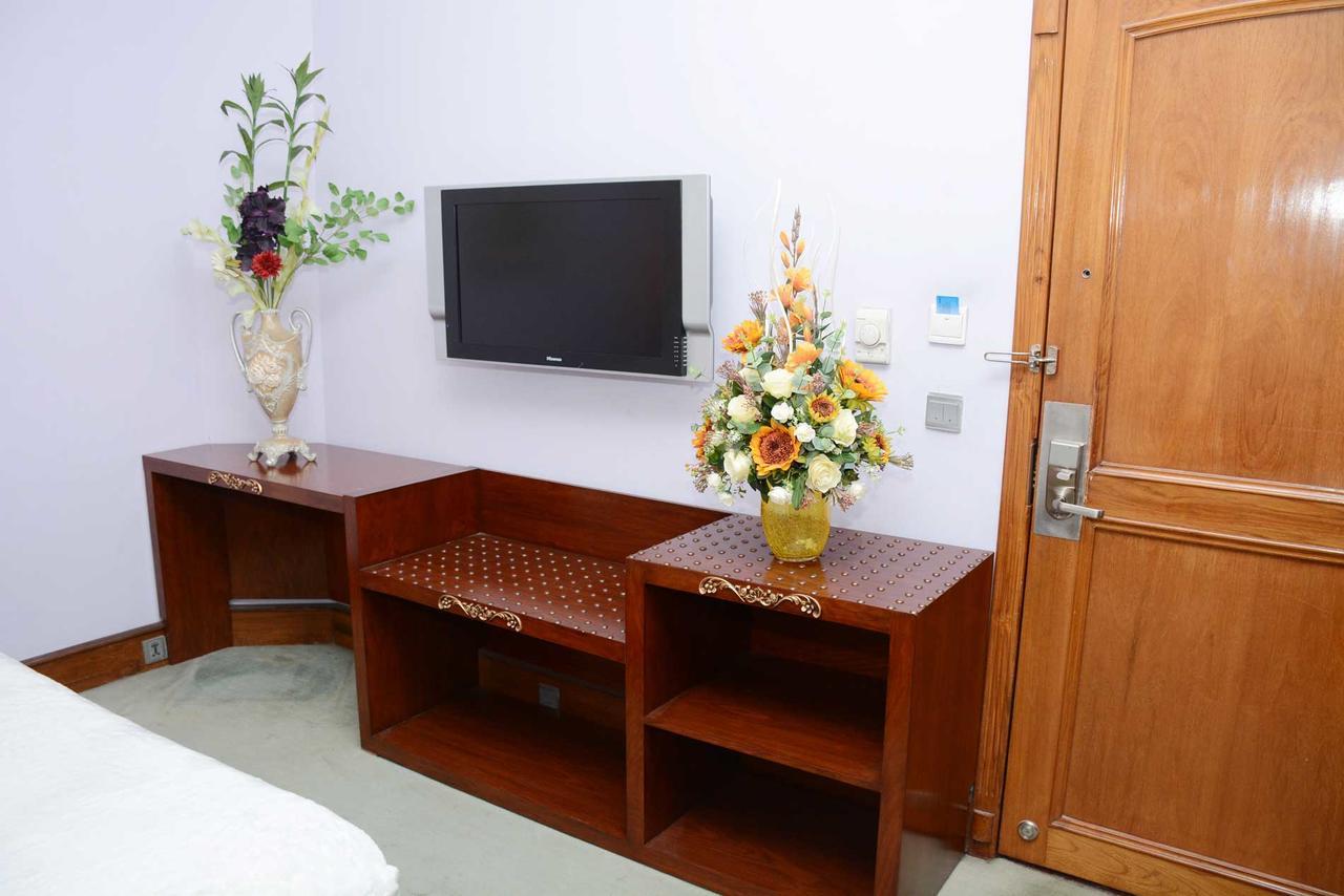 Regency Inn Hotel 拉合尔 外观 照片