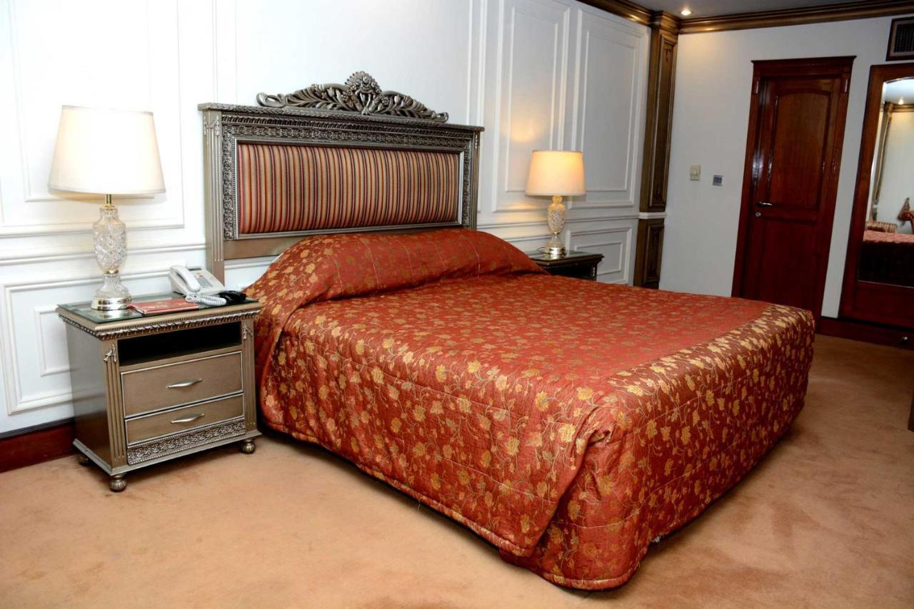 Regency Inn Hotel 拉合尔 外观 照片