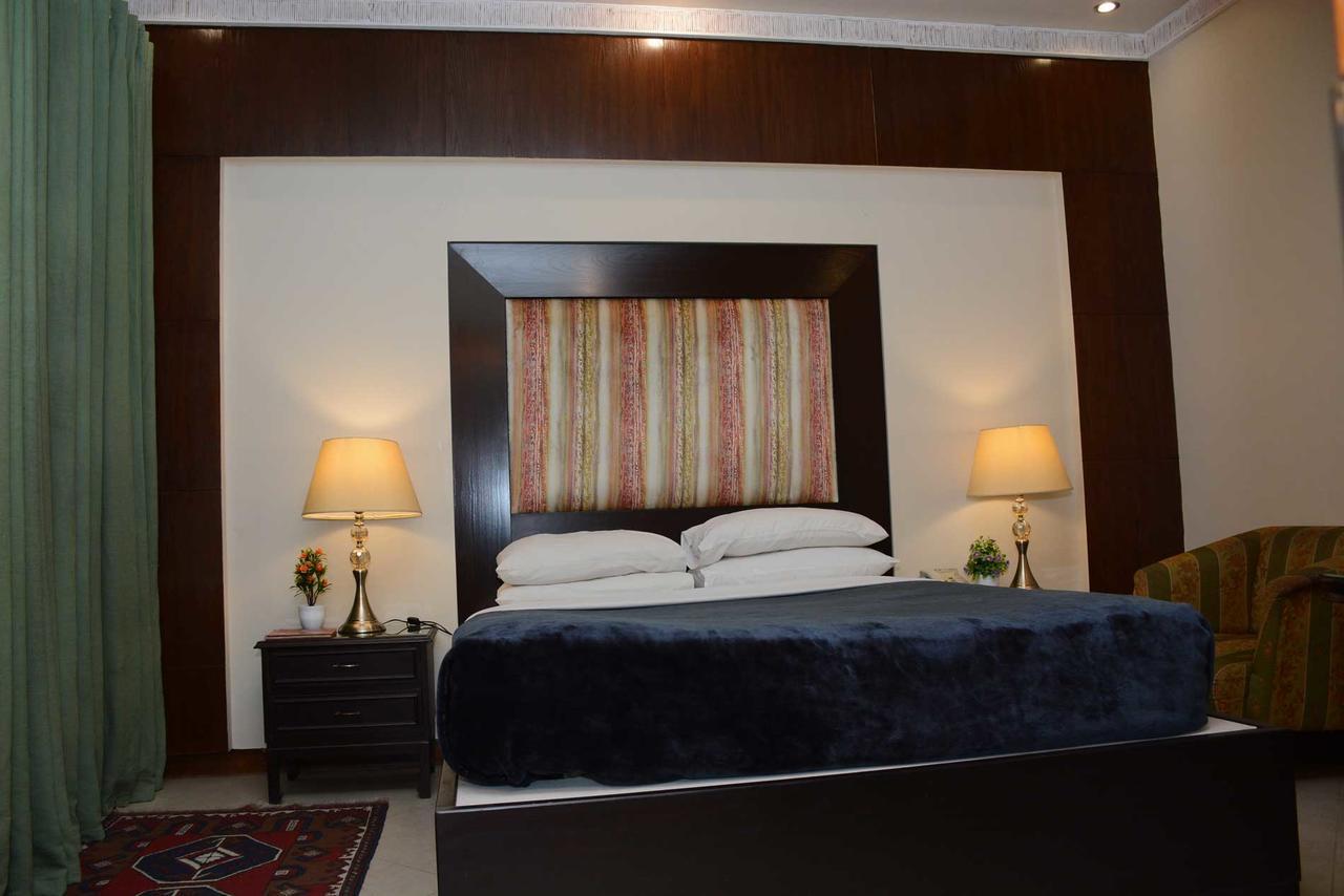 Regency Inn Hotel 拉合尔 外观 照片